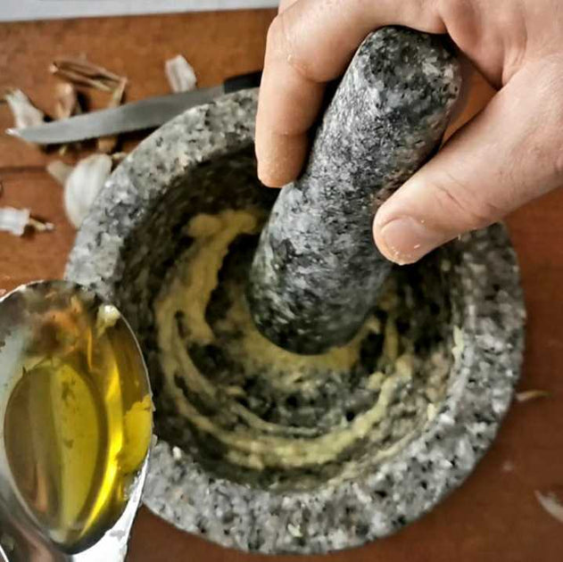 Authentic Garlic Aioli Recipe (4 Ingredients, the Traditional Way) – KROK